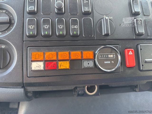 Specializētais kravas auto MERCEDES-BENZ Atego 1528 METZ DLK 23-12 L32 CAN Drehleiter