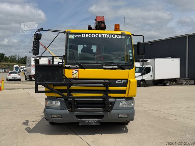 Laadplatform DAF CF75.360 6X2 + HMF1820 BJ2006