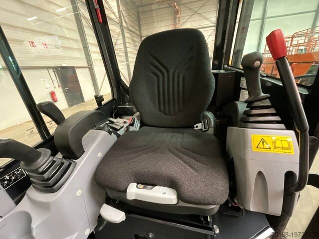 Minibagger Kubota U 27-4 HI UNUSED