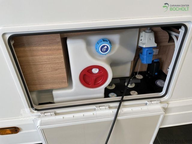 Teilintegriertes Wohnmobil WEINSBERG CaraSuite 700 ME Ehemaliger Mietwagen