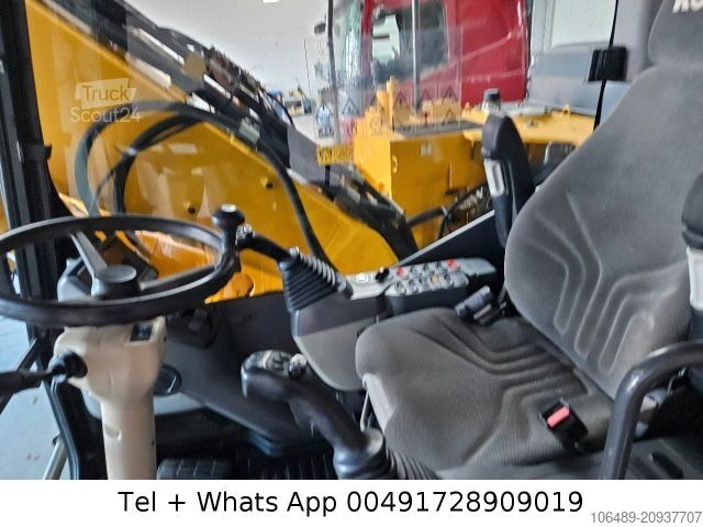 Excavadora móvil KOMATSU PW 148-8