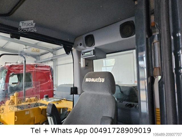 Excavadora móvil KOMATSU PW 148-8