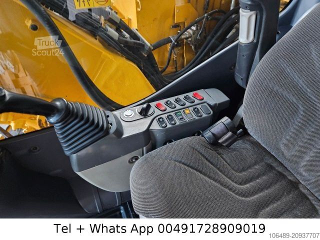 Excavadora móvil KOMATSU PW 148-8