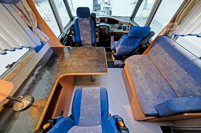 Integruota kemperis EURAMOBIL I 810 EB/Einzelbetten/Garage/Klima/Solar/Markise