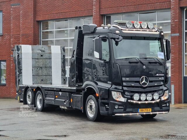 شاحنة نقل سيارات مغلقة Mercedes-Benz Actros 2553 6x2 - Flabad hydraulic ramps/extens...