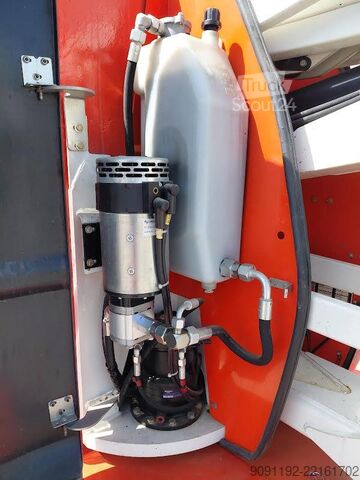 Artikulisan teleskopski bum lift Manitou 120AETJ C 3D