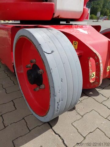 Artikulisan teleskopski bum lift Manitou 120AETJ C 3D