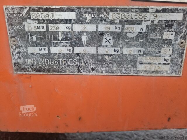 Sujungta darbo platforma JLG 800AJ (26m)