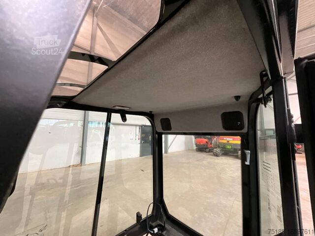 Interieur Kubota U 27-4