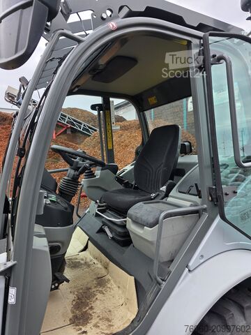 Teleskopinis krautuvas Kramer 8085 T Teleskopradlader