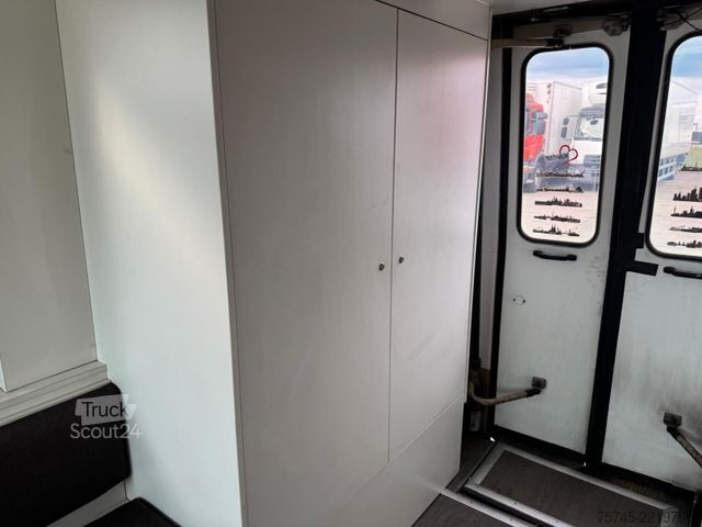 Wohnwagen ORION II V8*NIEDERFLUR*SHOWROOM*SOLAR*DEUTSCHE U