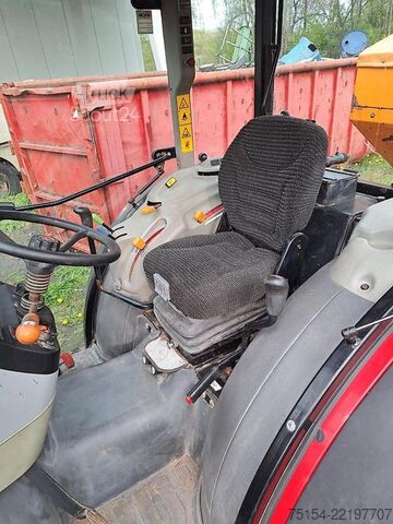 Traktor Massey Ferguson MF 3625 mit kompletter Winterausrüstung
