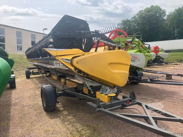 Skurtresker New Holland CR 9.80
