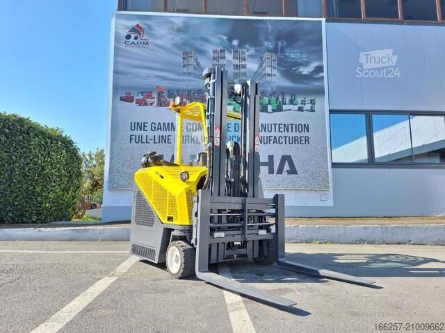 Chariot élévateur multidirectionnel Combilift C2500CB