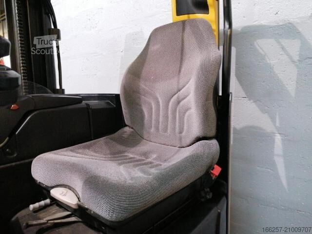 Reachtruck Caterpillar NR16N