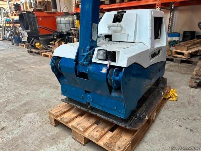Tiivistäjä AMMANN AVH 8020 Rüttelplatte 2.500 EUR