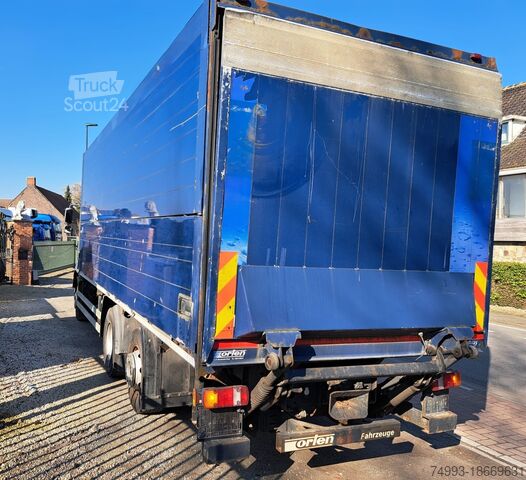 вантажівка з напоями MAN TGM 22.290  6X2