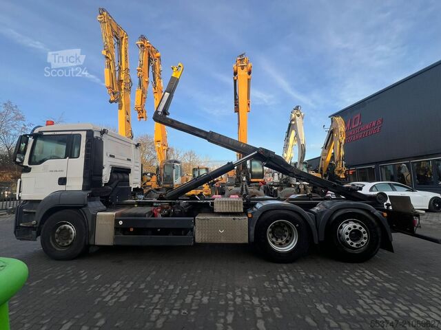 Containertransport (haakarmsysteem) MAN TGS 26.440