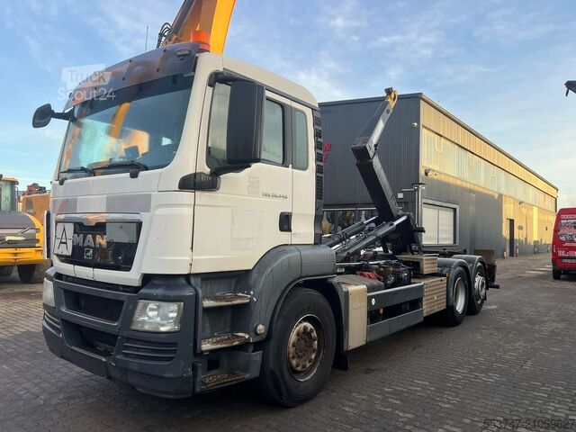 Containertransport (haakarmsysteem) MAN TGS 26.440