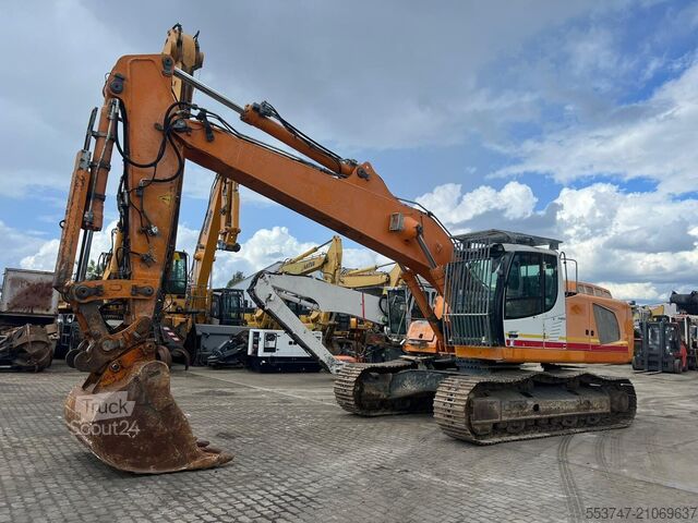Crawler excavator Liebherr R936 LC