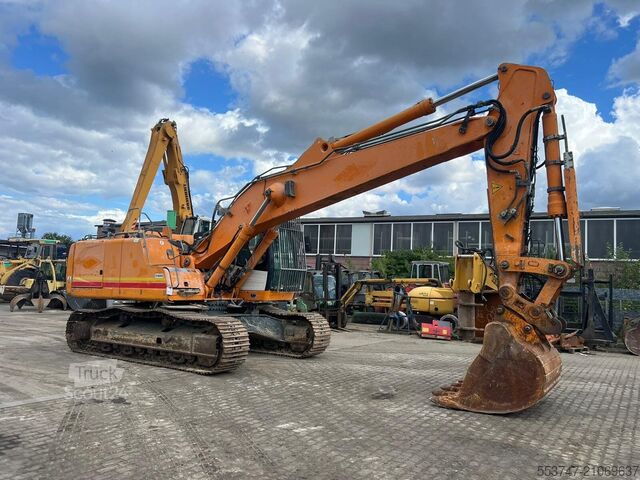 Crawler excavator Liebherr R936 LC