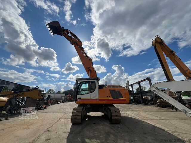 Crawler excavator Liebherr R936 LC