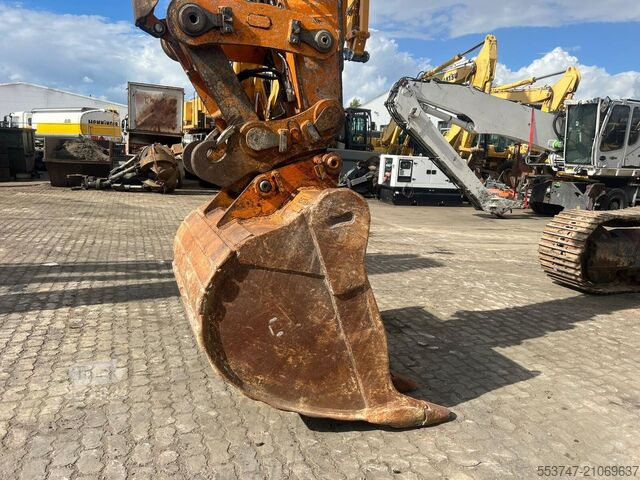 Crawler excavator Liebherr R936 LC
