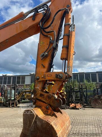 Crawler excavator Liebherr R936 LC
