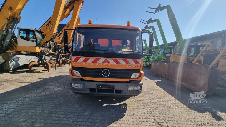 Sweeper Mercedes-Benz Atego 1523