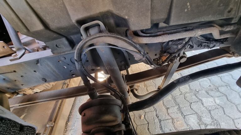 Sweeper Mercedes-Benz Atego 1523