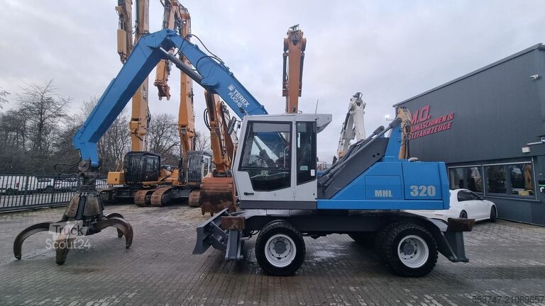 Manipulateur de matériaux Fuchs MHL 320