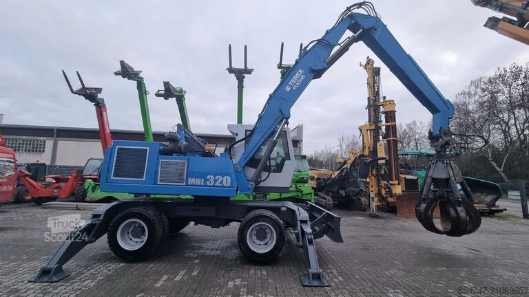 Manipulateur de matériaux Fuchs MHL 320