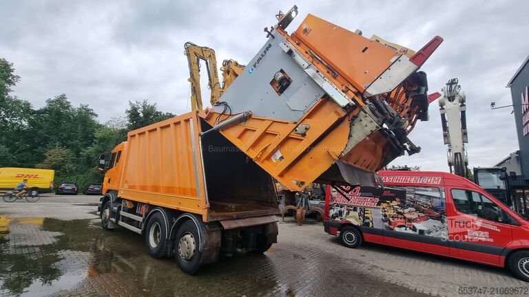 Vuilniswagen Scania R360