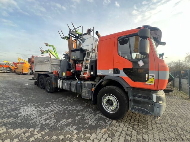 Asphalt machine Renault Lander 380 DXI