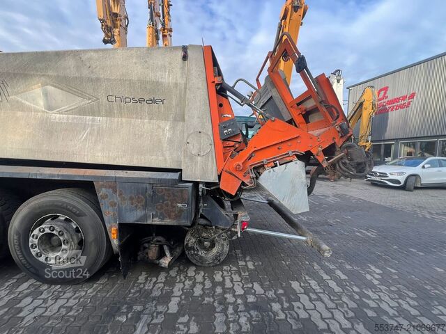 Asphalt machine Renault Lander 380 DXI