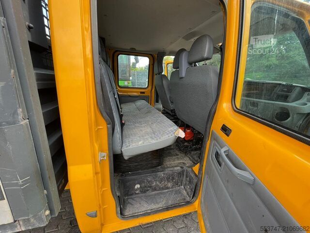 Flakbil med dubbel hytt Ford Transit FT 350 EL