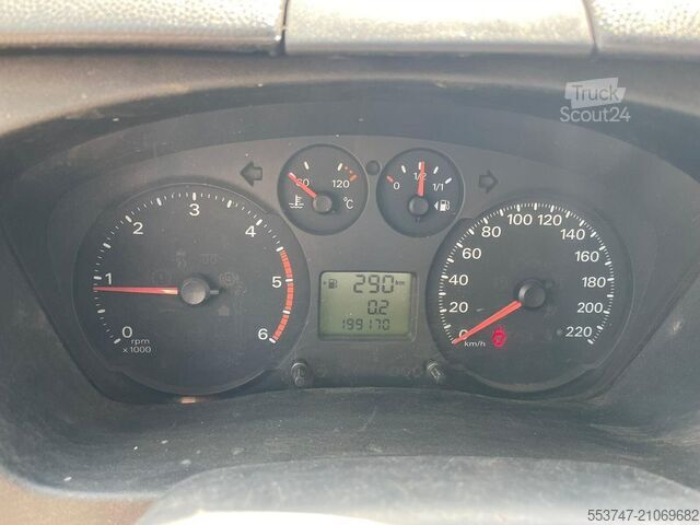 Flakbil med dubbel hytt Ford Transit FT 350 EL