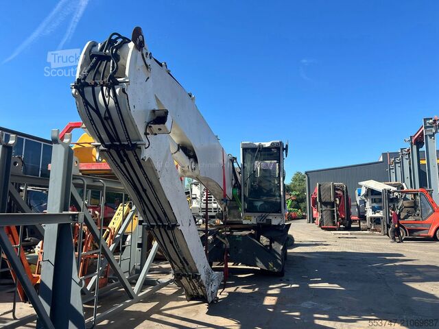 Manipulateur de matériaux Sennebogen 821M E-Serie