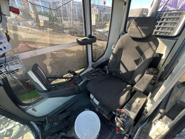 Manipulateur de matériaux Sennebogen 821M E-Serie