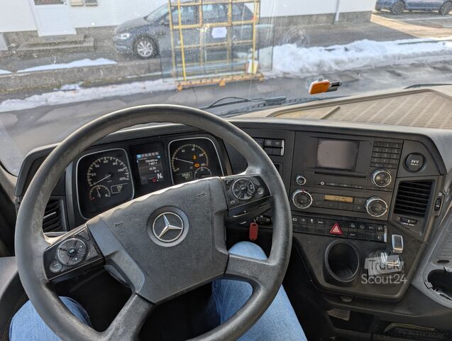 LKW mit Ladekran Mercedes-Benz Actros 1845
