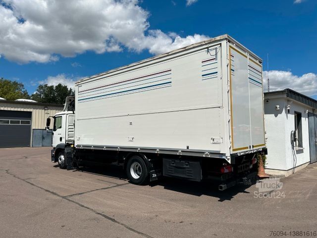 Tovornjak s ploščadjo MAN TGM 15.250 Koffer KRAN 14m FUNK EDSCHA