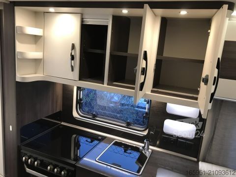 Τροχόσπιτο Hobby Prestige 560 WFU Mod.2026 2000kg Backofen