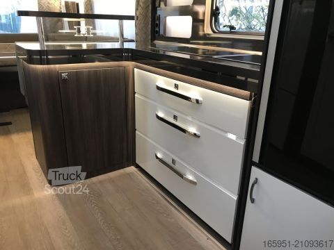 Τροχόσπιτο Hobby Prestige 620 CL 2200kg Sonderpreis!