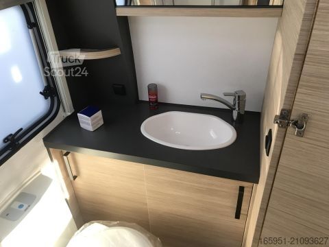 Τροχόσπιτο Fendt Apero Activ 560 SKM Mod.2026 2000kg Dekopaket