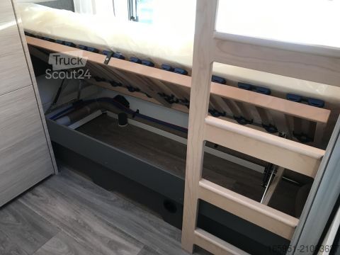 Τροχόσπιτο Fendt Apero Activ 560 SKM Mod.2026 2000kg Dekopaket