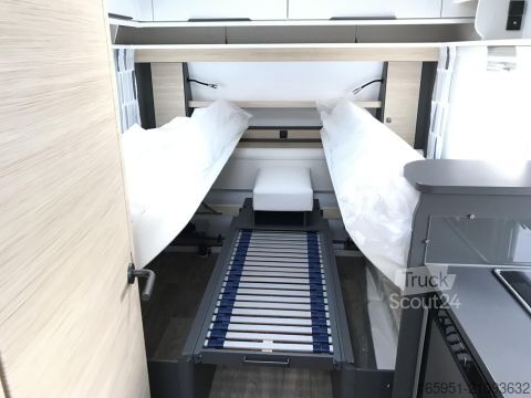 Τροχόσπιτο Fendt Apero 465 TG Mod.2026 1800kg Dekopaket