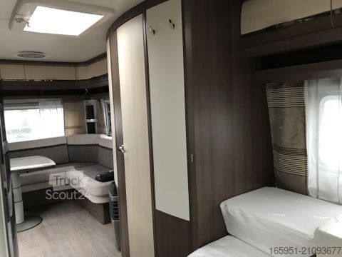 Τροχόσπιτο Hobby Prestige 495 UL MoverWigo MarkiseFahrradträger