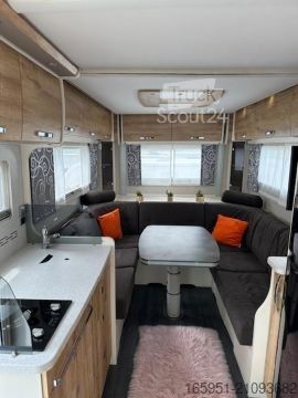 Autocaravana integral Frankia F-Line I 790 PLUS Hubbett vorn & hinten !