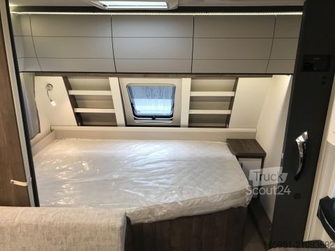 Τροχόσπιτο Hobby Excellent Edition 545 KMF 2000kg Garage Mod.26