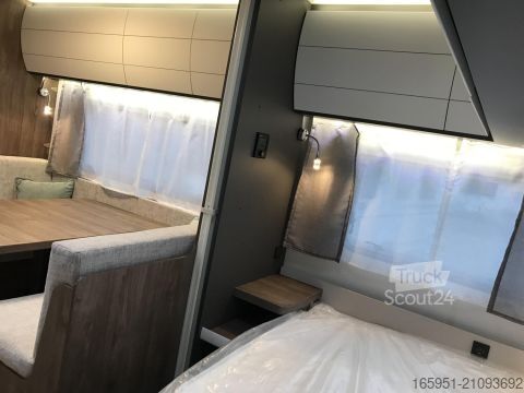 Τροχόσπιτο Hobby Excellent Edition 545 KMF 2000kg Garage Mod.26